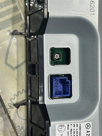 A2059006945-2059006945 MONİTÖR EKRAN MERCEDES W205 